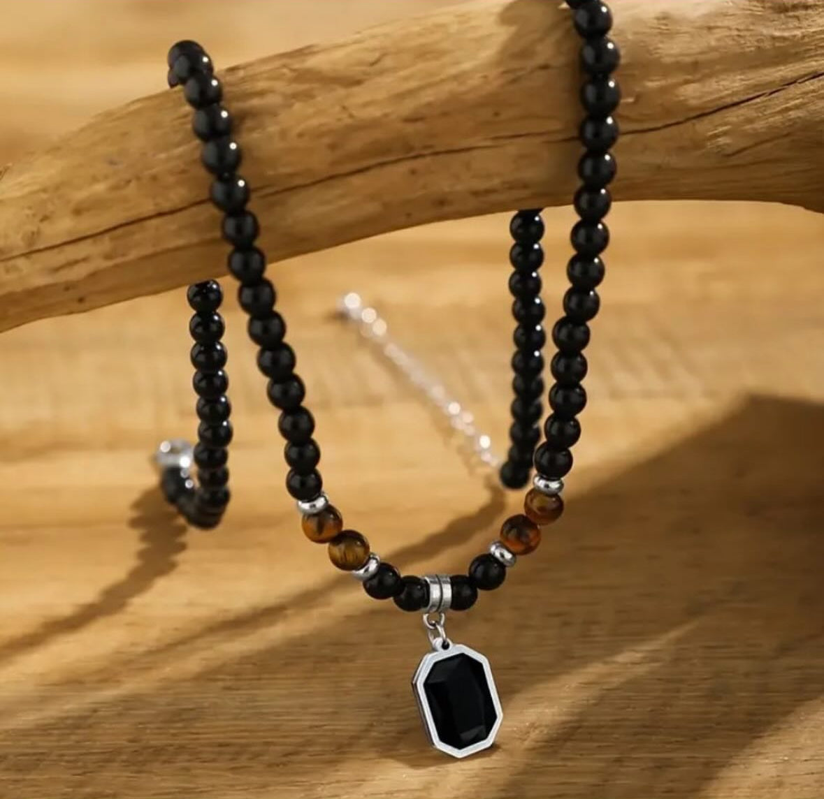 Collier pour homme en pierre naturelle , perles noires œil de tigre, fait à la main Maroc